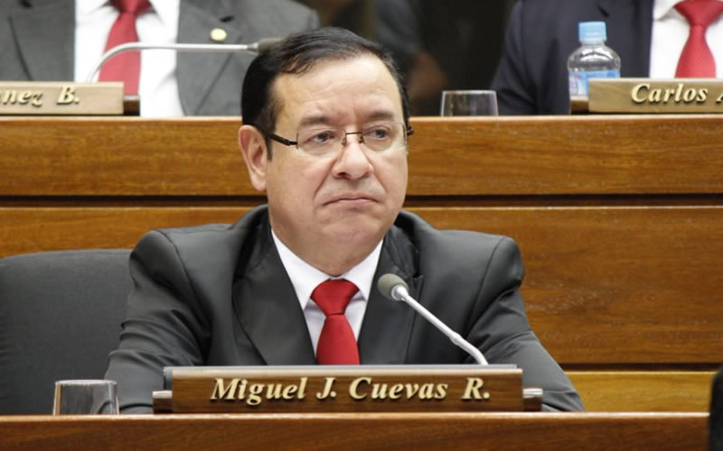 Diputado Miguel Cuevas