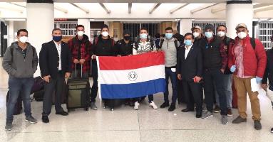 Paraguayos repatriados de EEUU