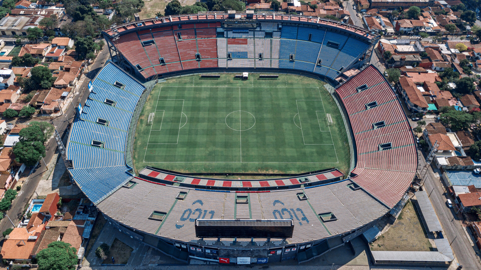 Conmemoran 103 años de la inauguración del estadio De los Defensores