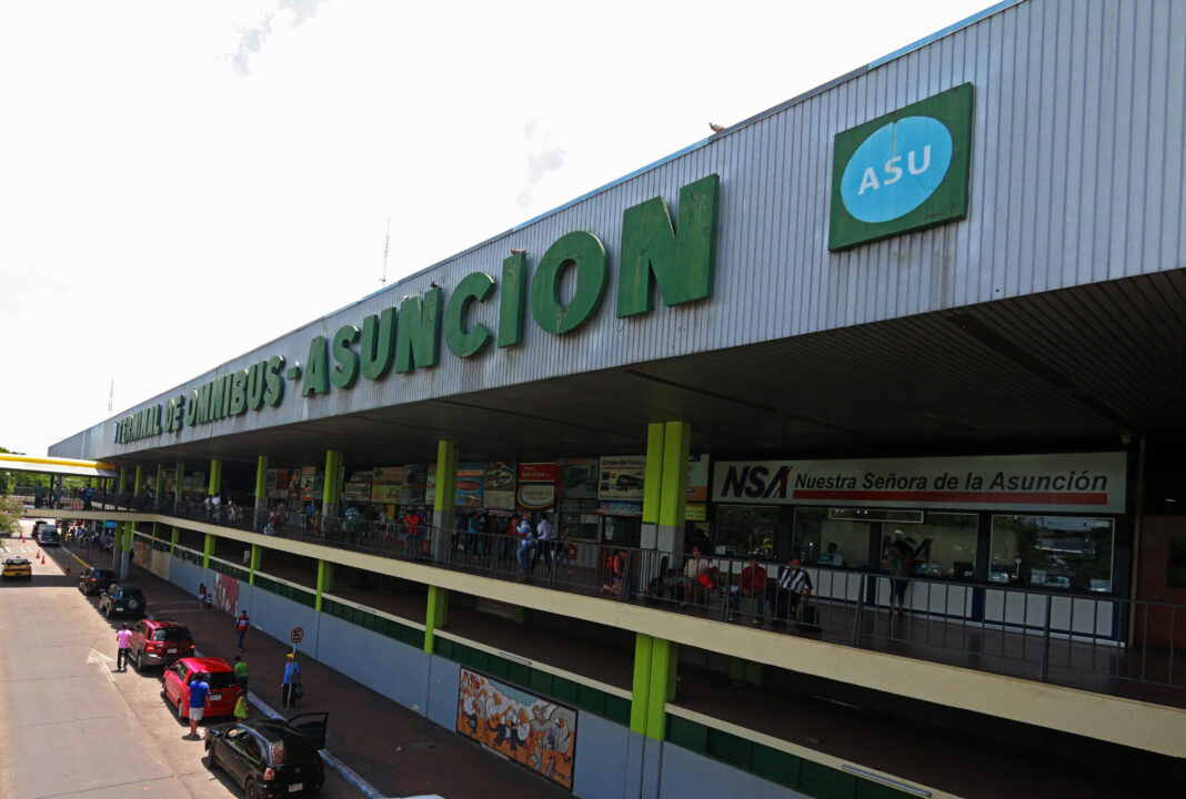 fachada terminal omnibus asunción