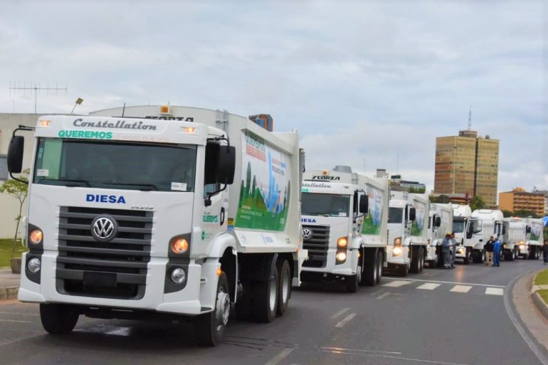 Camiones-nuevos-para-DSU-presentación-con-banderazo-1-770x513