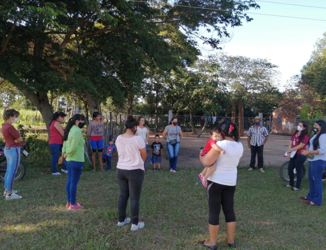 beneficiarias de Tekopora en Ñeembucú Capacitan a beneficiarias del Programa Tekopora