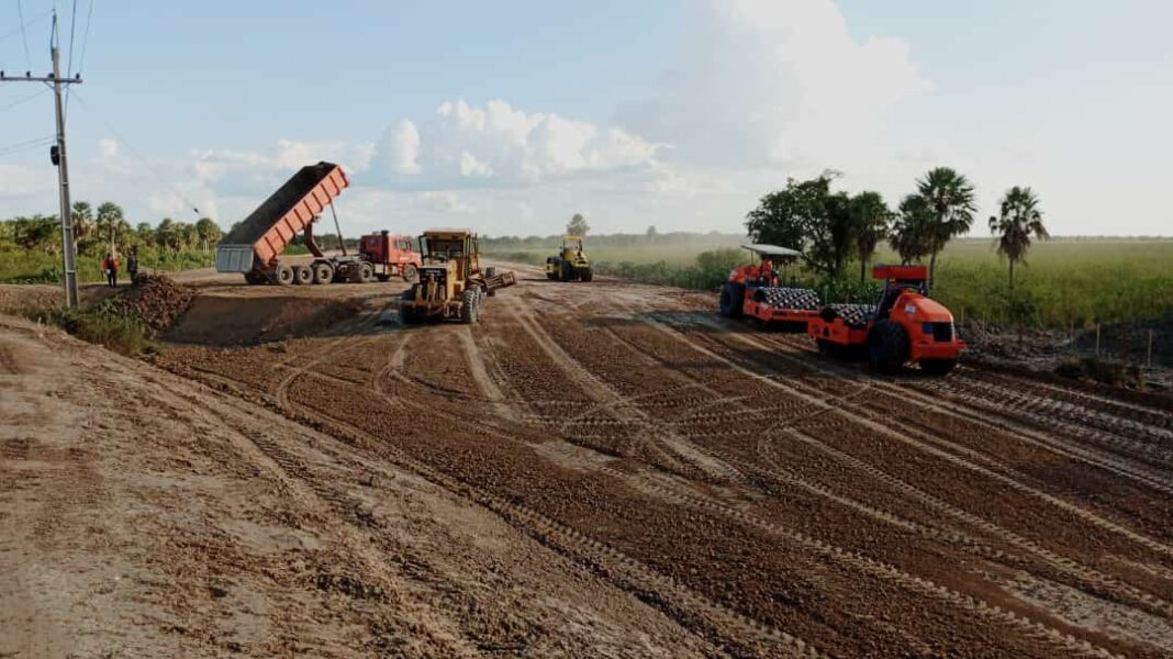 Intensifican trabajos en la construcción del tramo 1 Ruta Pilar -Alberdi