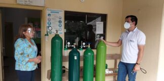 Municipio asiste con balones de oxígeno a puestos de Salud de Villa Oliva