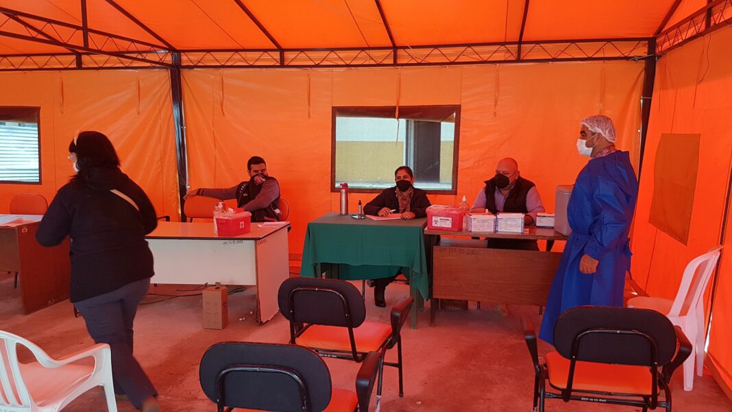 vacunatorio pilar Se aplica segunda dosis de vacunas anti COVID en el Hospital de Pilar