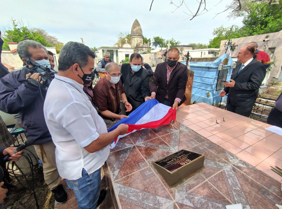 Rinden homenaje a Catalino Arguello en Pilar