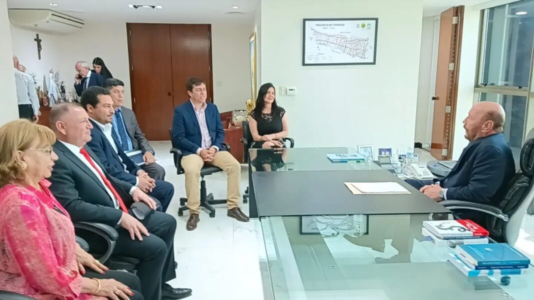 Autoridades de Ñeembucú y Formosa se reunen para avanzar en poryectos bilaterales