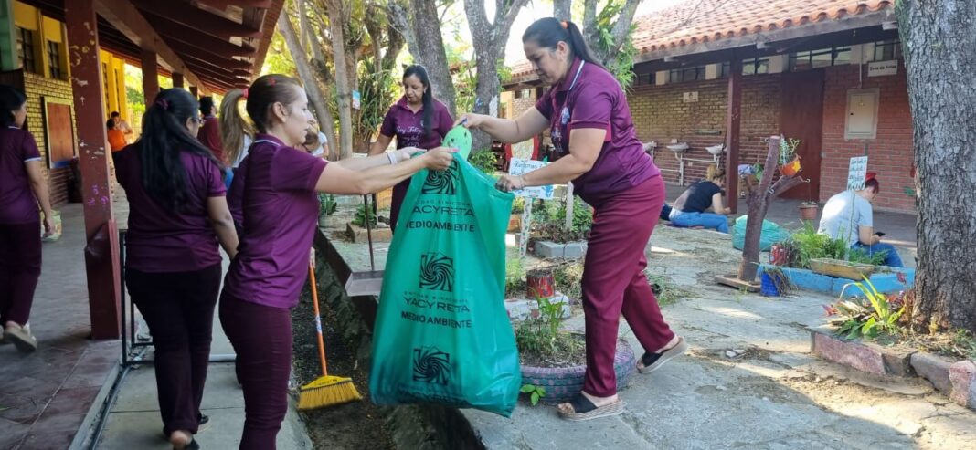 Fortalecen lucha contra el Dengue en Instituciones Educativas