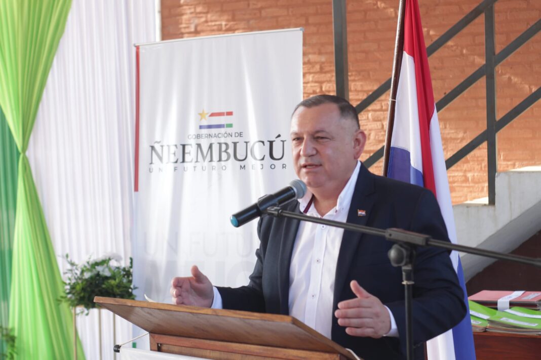 Gestión ante el Gobierno e inversiones viales, anunció el Gobernador de Ñeembucú.
