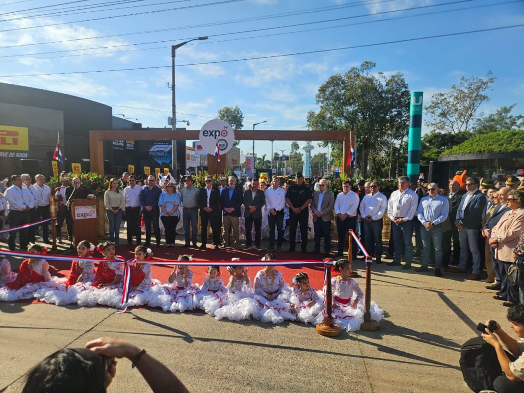 b06f9132-44fc-4463-87ee-6900983f0bb2