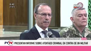 conferencia de prensa ministro de defensa nacional