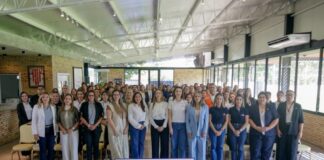 Gobierno coordina acciones para fortalecer el programa Ciudad Mujer Móvil 2026