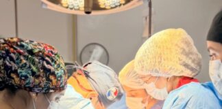 Realizan maratón de cirugía en Cordillera que beneficia a jóvenes y adultos.