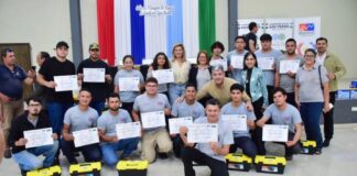 SINAFOCAL entrega certificados y kits de herramientas a cerca de 300 egresados de San Pedro