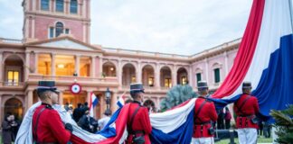 Presidente de la República afirma que el crecimiento en indicadores económicos es el camino para lograr el proceso social